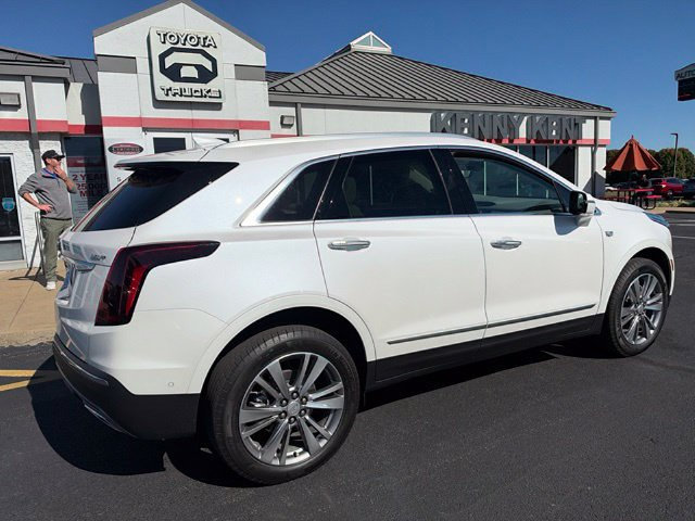 Used 2025 Cadillac XT5 Premium Luxury w/ Technology Package FWD image 15