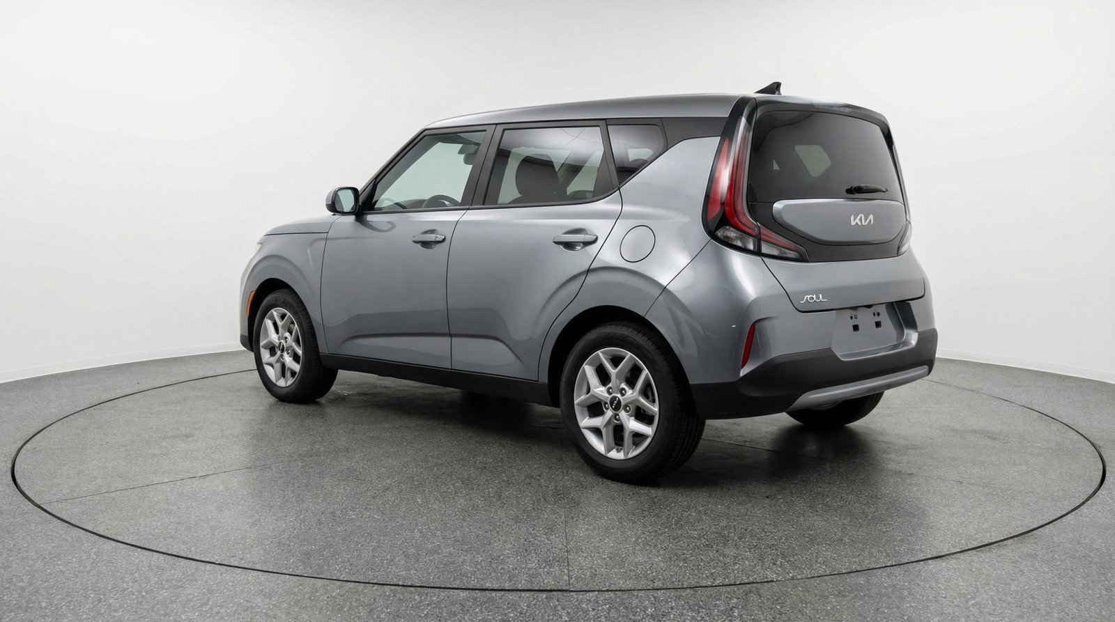 Used 2025 Kia Soul LX w/ LX Technology Package FWD image 6