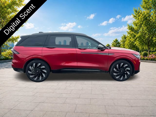 Certified 2024 Lincoln Nautilus Reserve w/ Equipment Group 202A AWD/4WD image 9