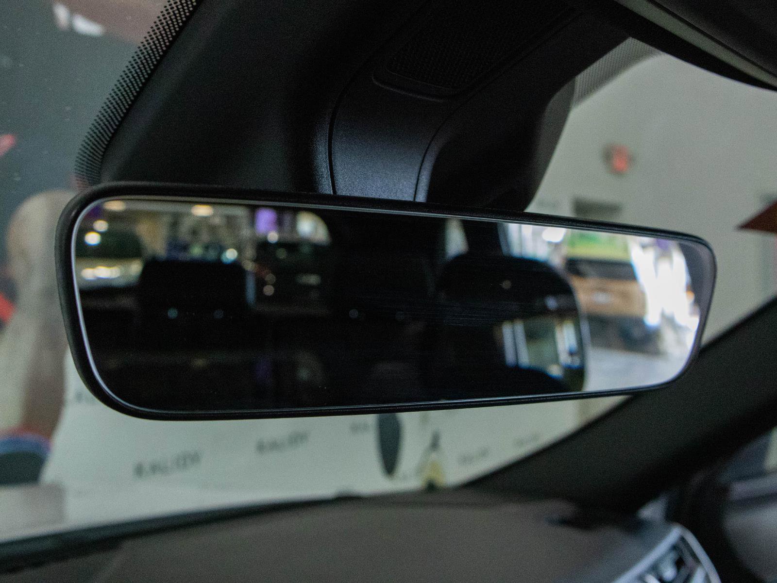 Used 2025 Jeep Grand Cherokee Altitude image 12