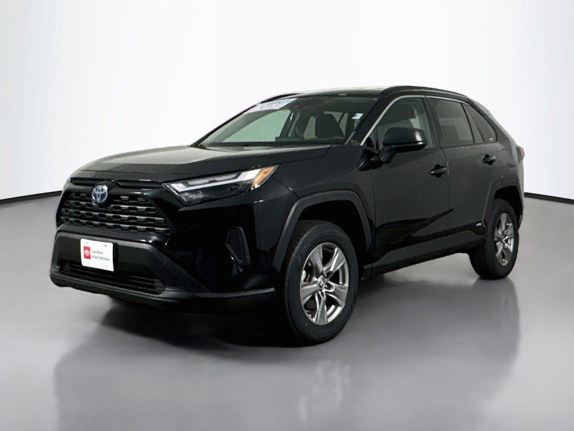 Certified 2023 Toyota RAV4 LE AWD/4WD image 3