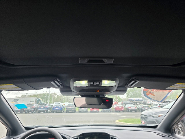 Used 2025 Subaru Crosstrek 2.5i Sport w/ Crosstrek Mirror Package image 15