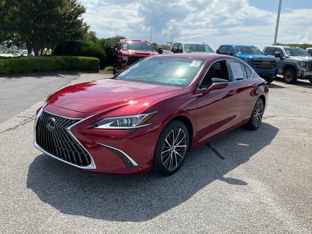 Used 2025 Lexus ES 350 w/ Premium Package FWD image 1