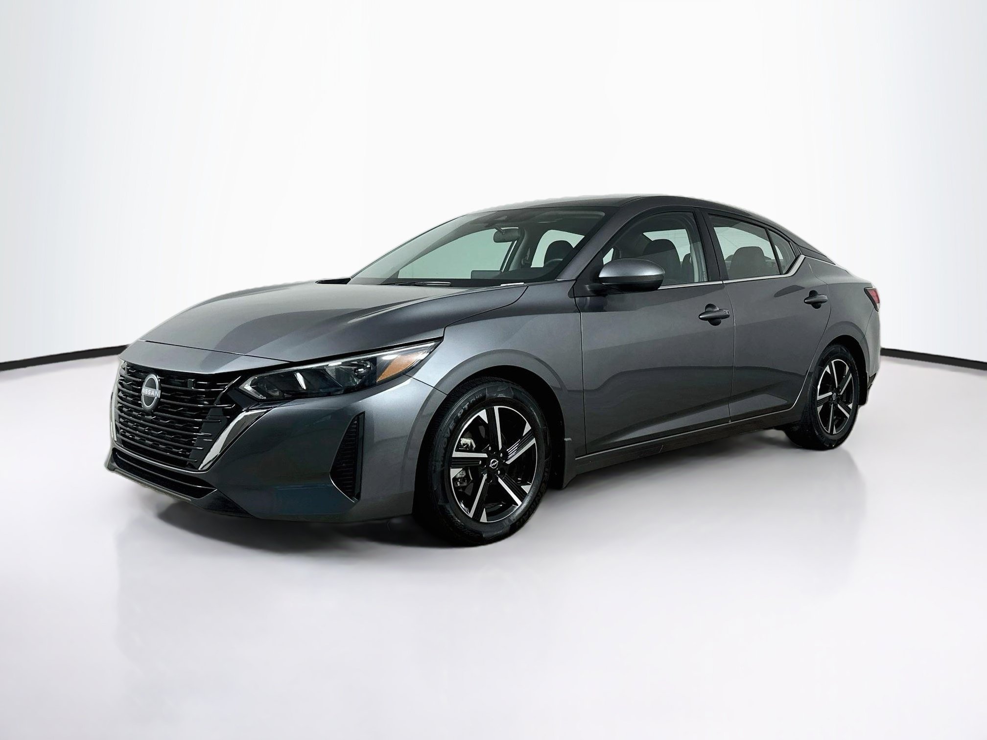 Used 2025 Nissan Sentra SV FWD image 3