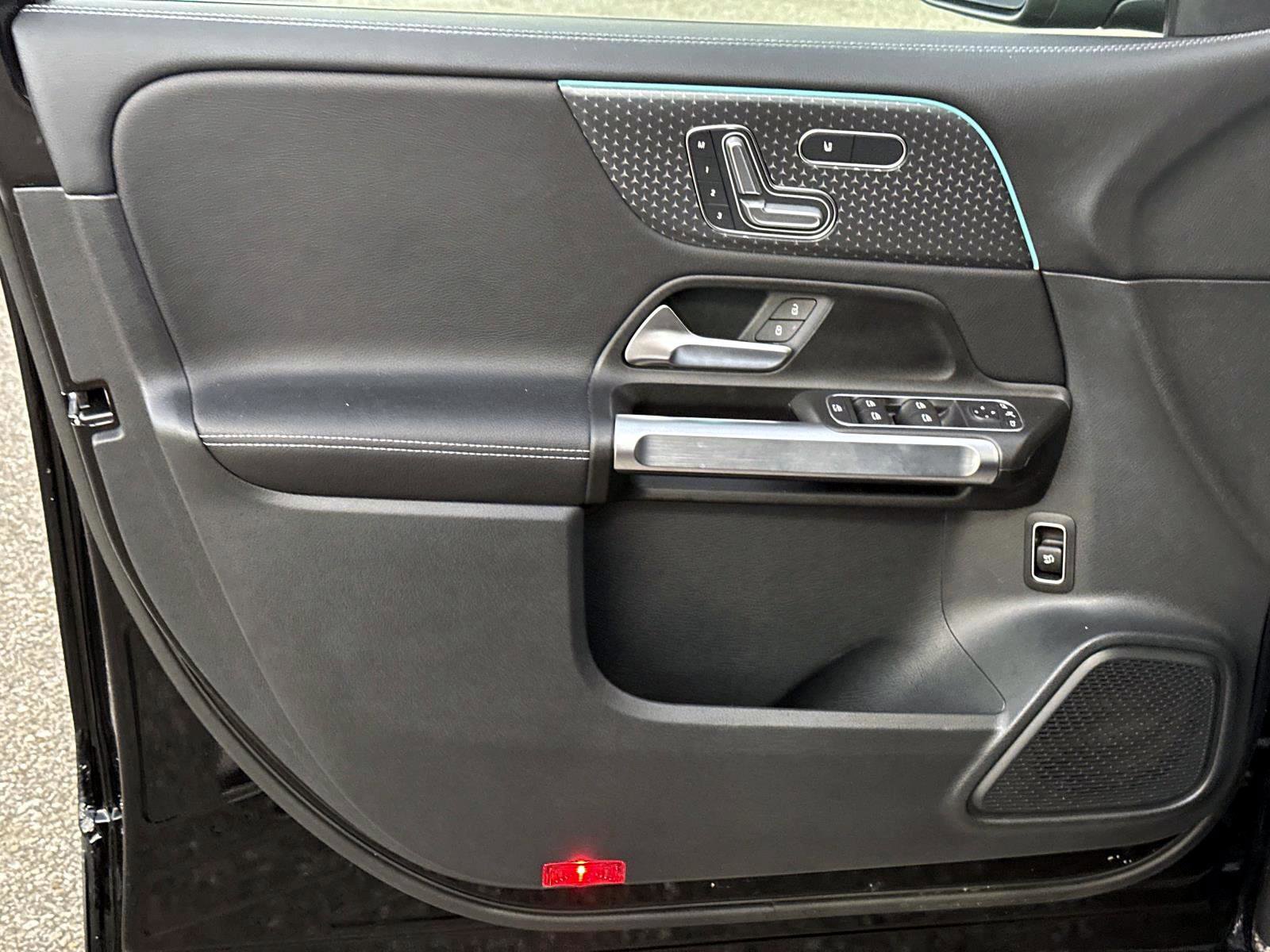 Certified 2025 Mercedes-Benz GLB 250 GLB 250 image 17