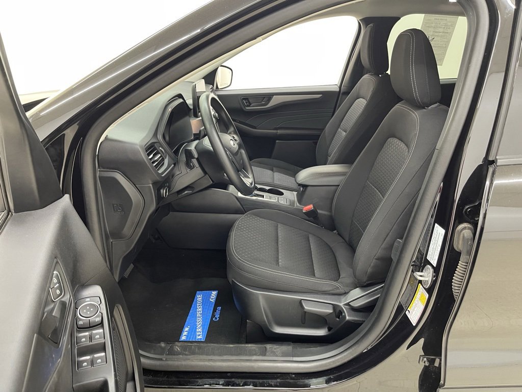 Used 2025 Ford Escape Active image 18
