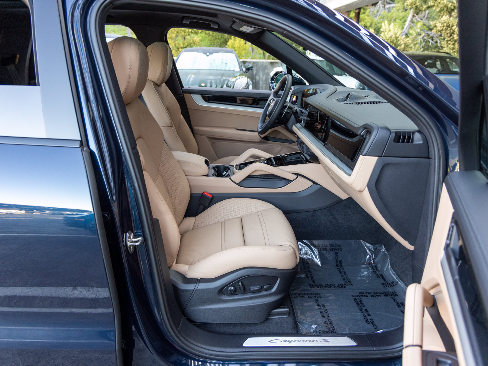 New 2025 Porsche Cayenne S AWD/4WD image 56