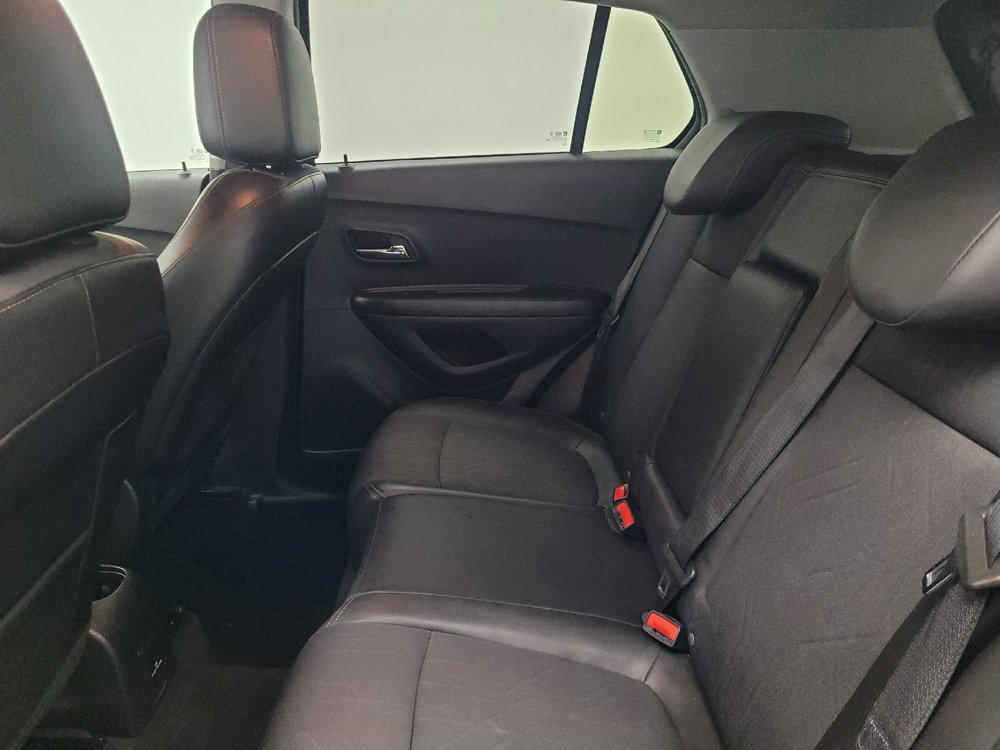 Used 2022 Chevrolet Trax LT w/ Driver Confidence Package AWD/4WD image 18
