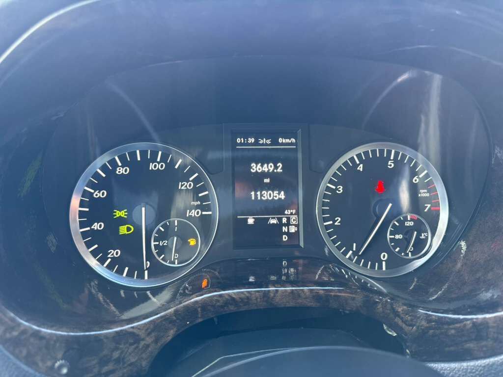 Used 2016 Mercedes-Benz Metris Passenger image 32