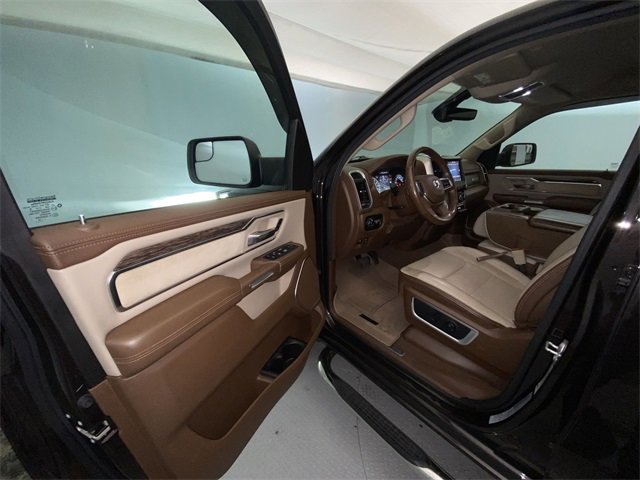 Used 2019 RAM 1500 Laramie image 11