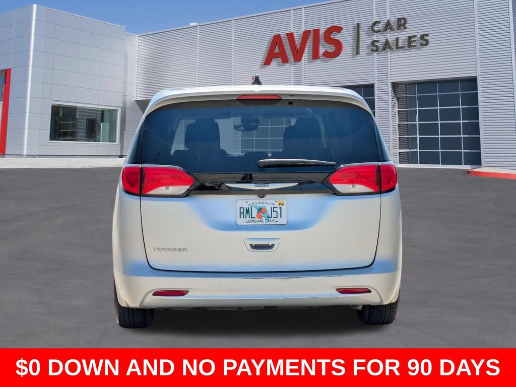 Used 2024 Chrysler Voyager LX FWD image 7