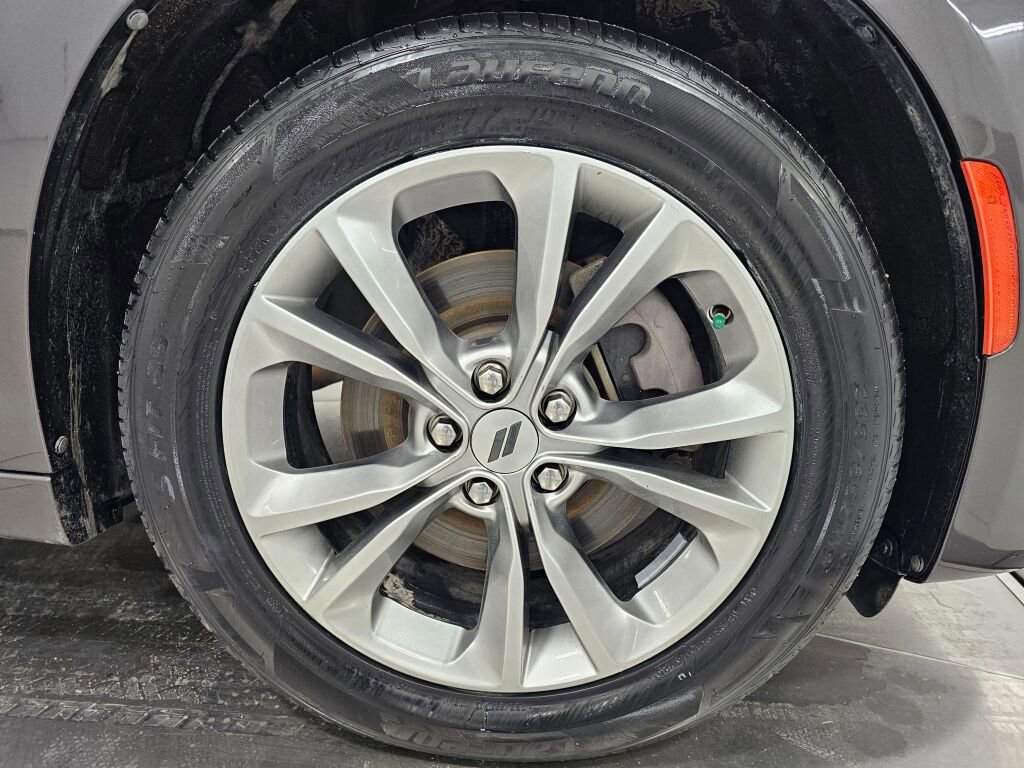 Used 2020 Dodge Charger SXT w/ Plus Group image 10