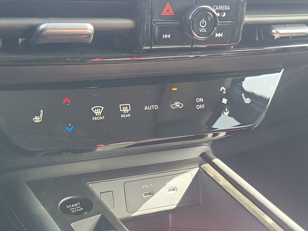 New 2026 Nissan Kicks SR image 28