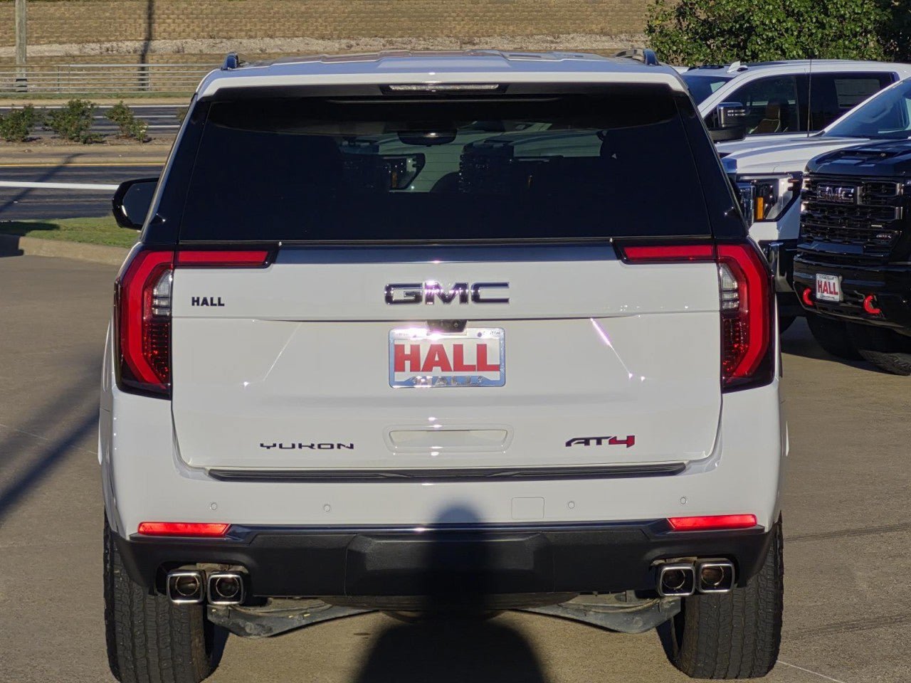 Certified 2026 GMC Yukon AT4 w/ AT4 Premium Package AWD/4WD image 5