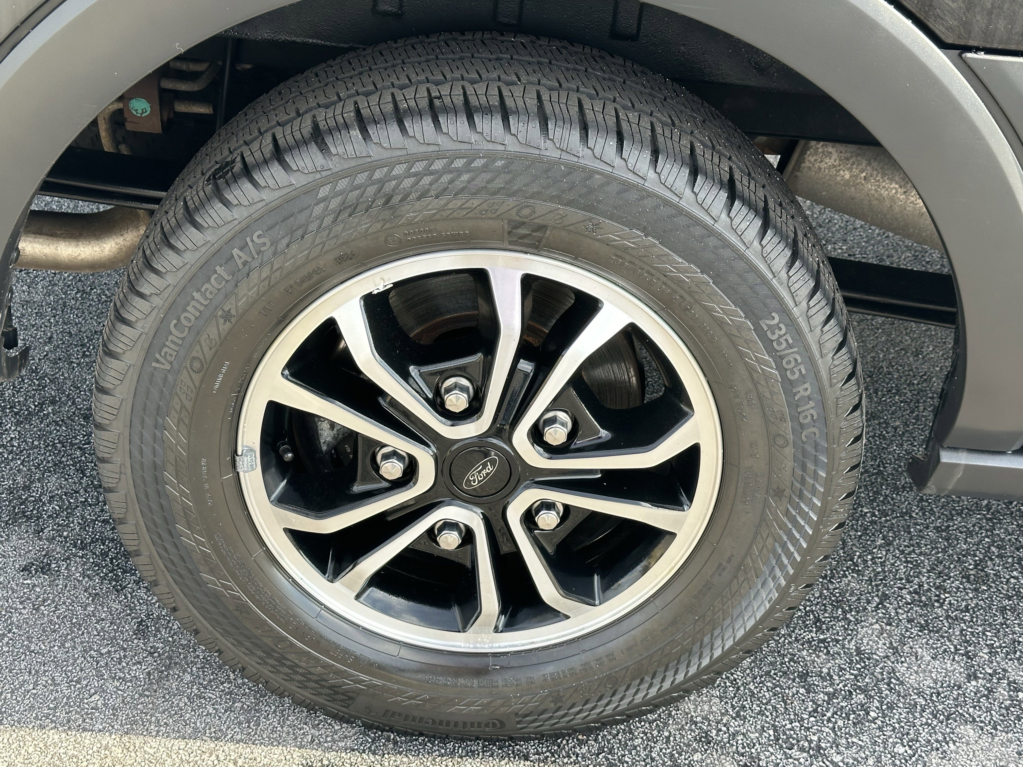 Used 2024 Ford Transit 350 XL image 20