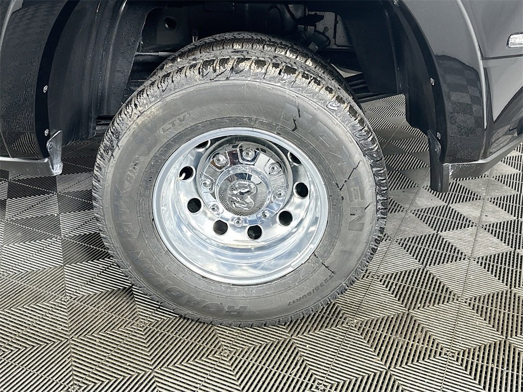 New 2026 RAM 3500 Longhorn w/ Towing Technology Group image 17