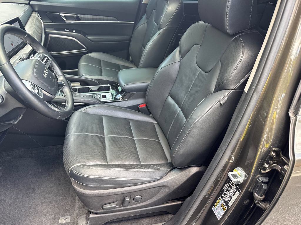 Used 2024 Kia Telluride EX AWD/4WD image 9