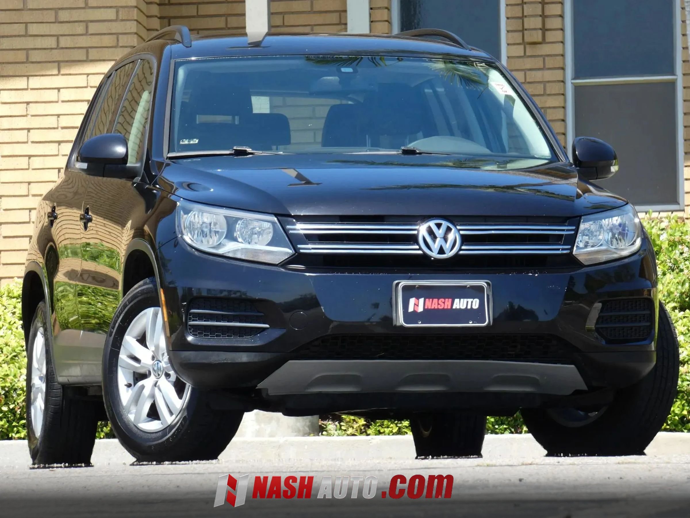 Used 2017 Volkswagen Tiguan S AWD/4WD image 1