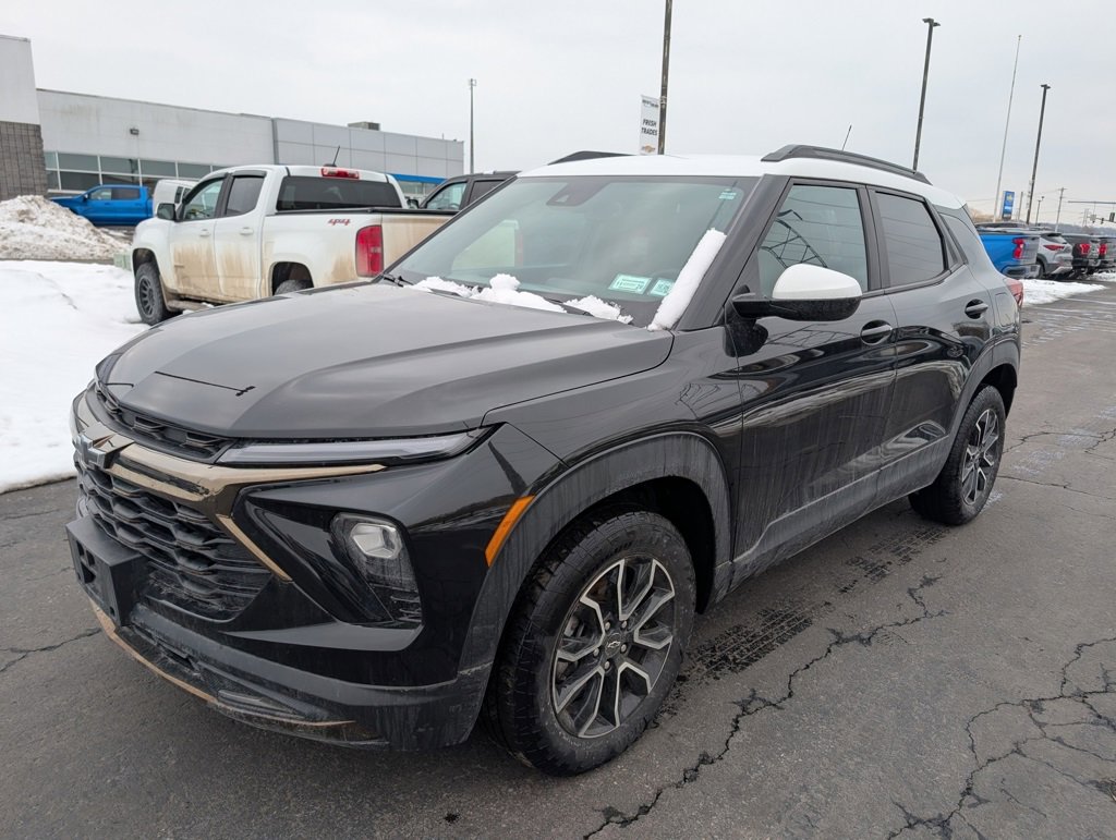 Used 2025 Chevrolet TrailBlazer ACTIV w/ Convenience Package image 4