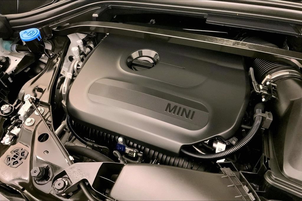 Certified 2025 MINI Cooper Countryman S w/ Comfort Package Max image 31