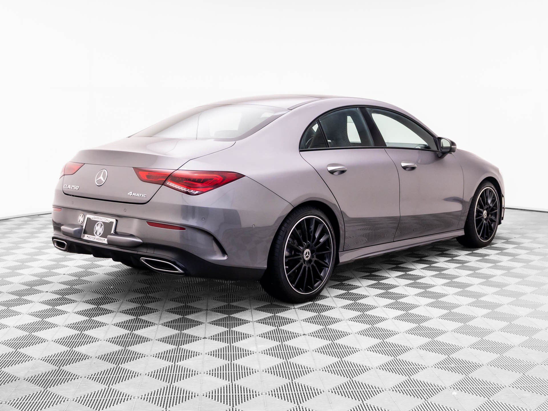 Used 2023 Mercedes-Benz CLA 250 4MATIC image 5