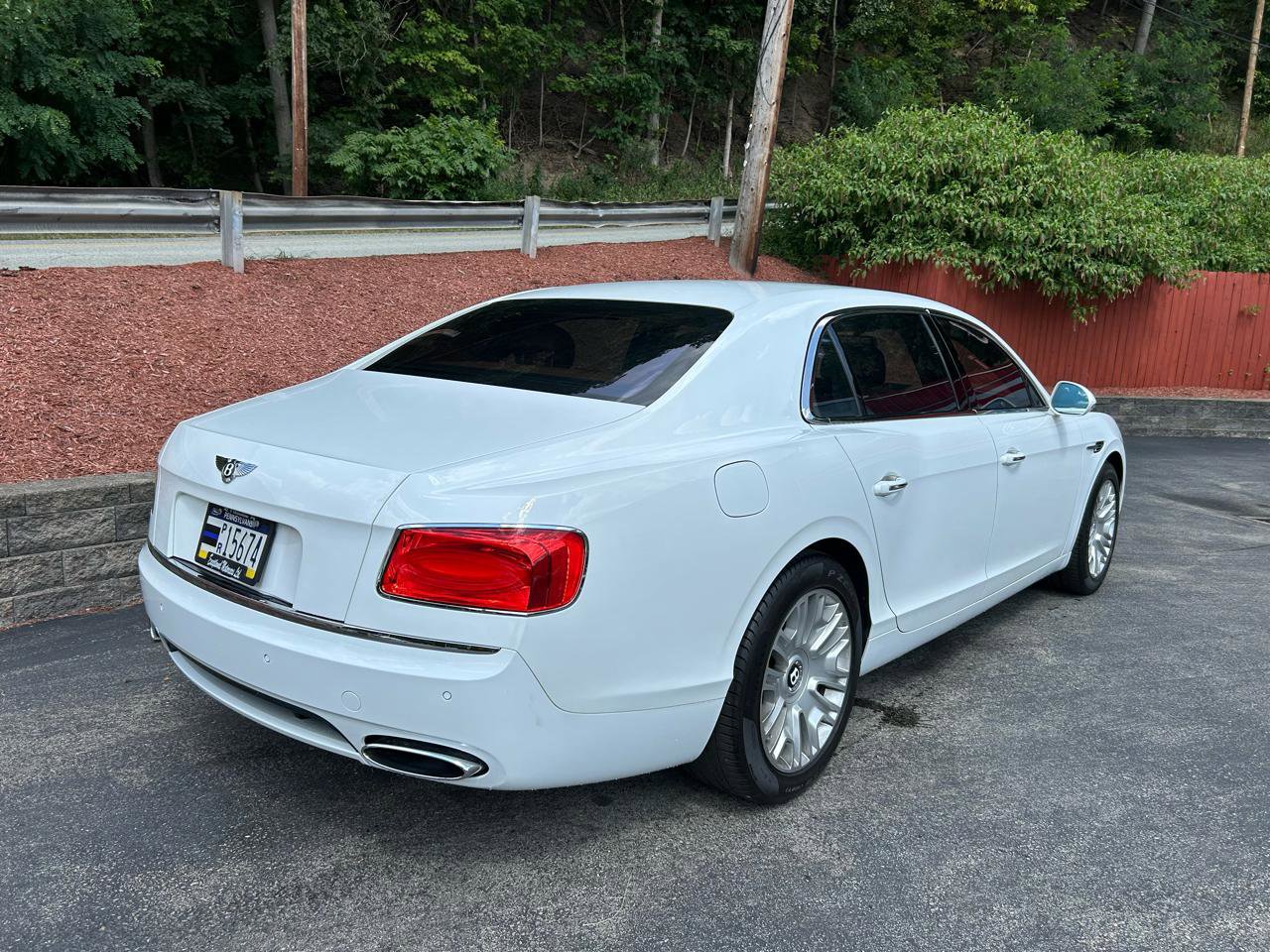 Used 2014 Bentley Flying Spur W12 image 5