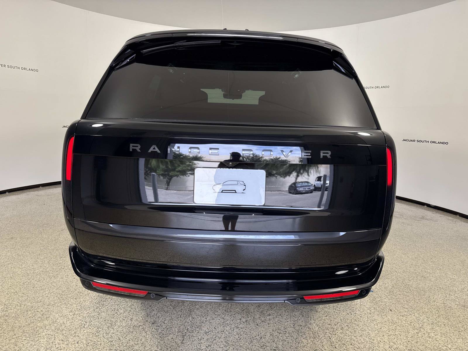 New 2026 Land Rover Range Rover Autobiography AWD/4WD image 4