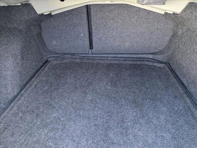 Used 2024 Volkswagen Jetta SE w/ Black Wheel Package image 6