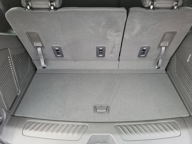 New 2026 Chevrolet Tahoe LS w/ LPO, Dark Essentials Package RWD image 9