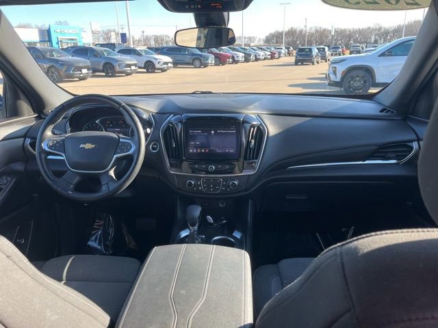 Used 2023 Chevrolet Traverse LT image 48