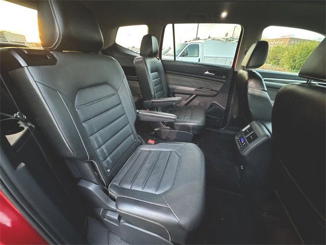 Used 2022 Volkswagen Atlas SEL Premium image 28