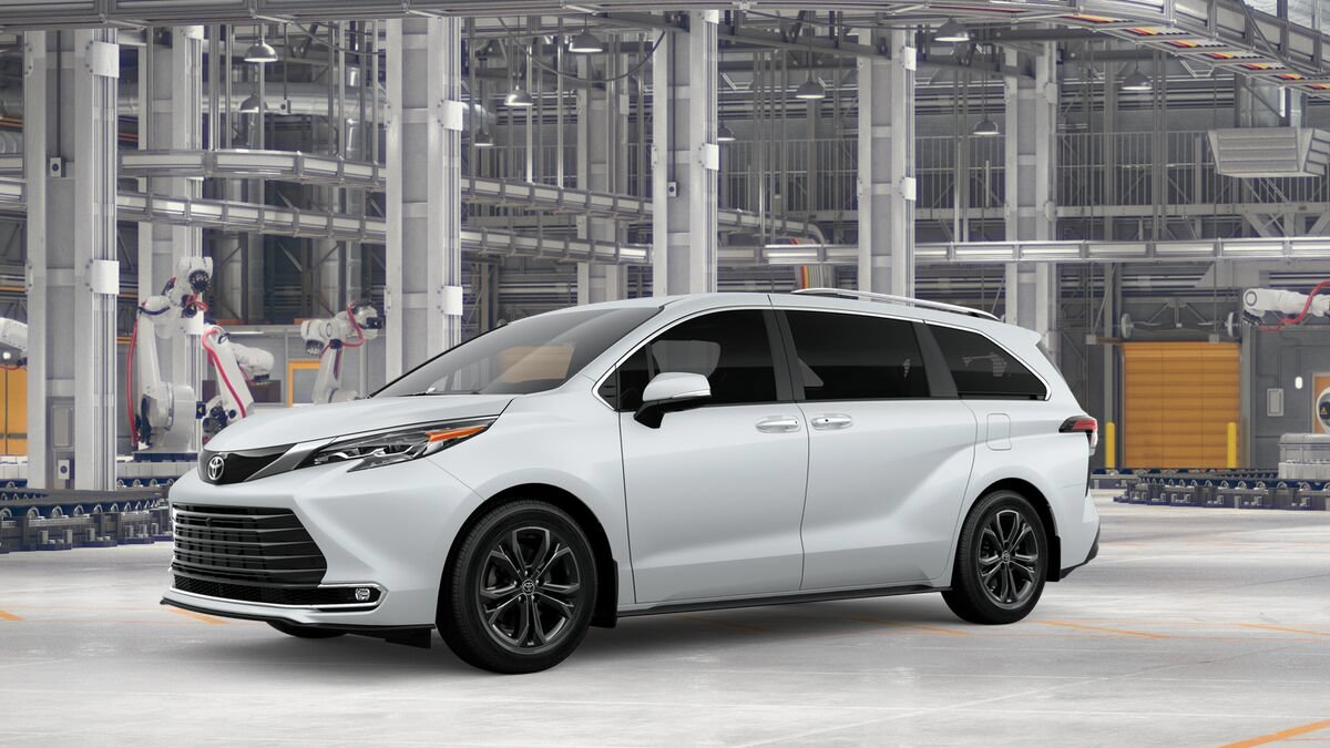 New 2026 Toyota Sienna Platinum AWD/4WD image 2
