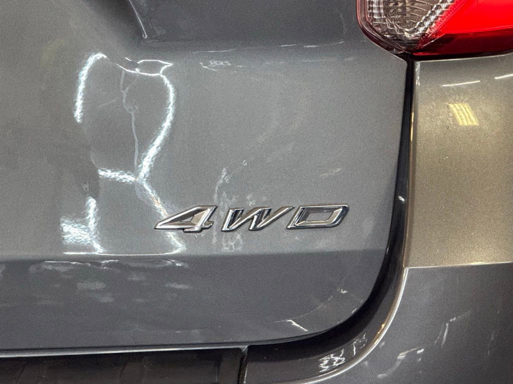 Certified 2022 Ford Explorer XLT w/ Equipment Group 202A image 16