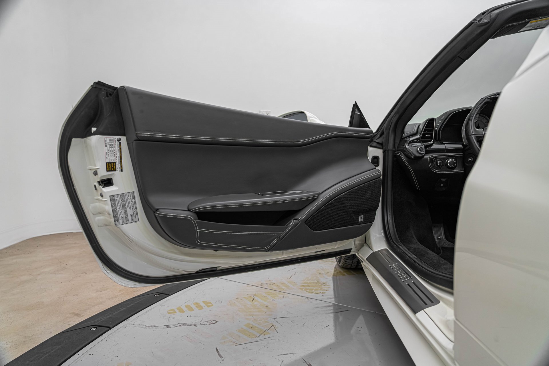 Certified 2014 Ferrari 458 Spider image 18