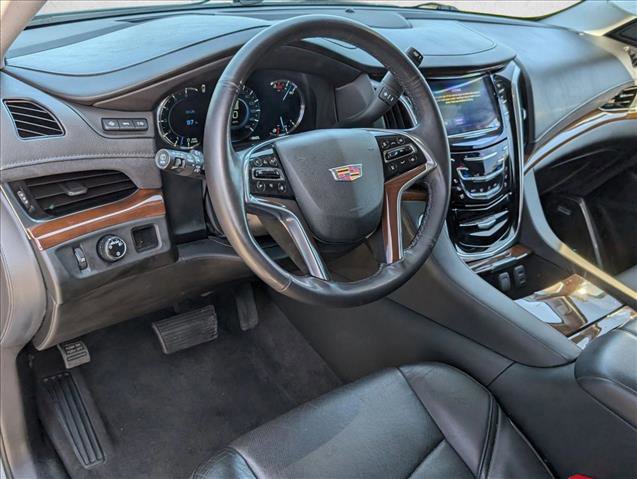 Used 2020 Cadillac Escalade ESV Luxury image 10