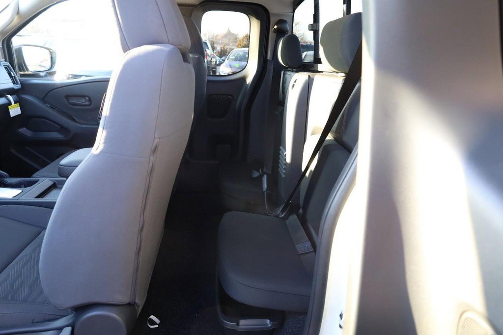 New 2026 Nissan Frontier S image 18