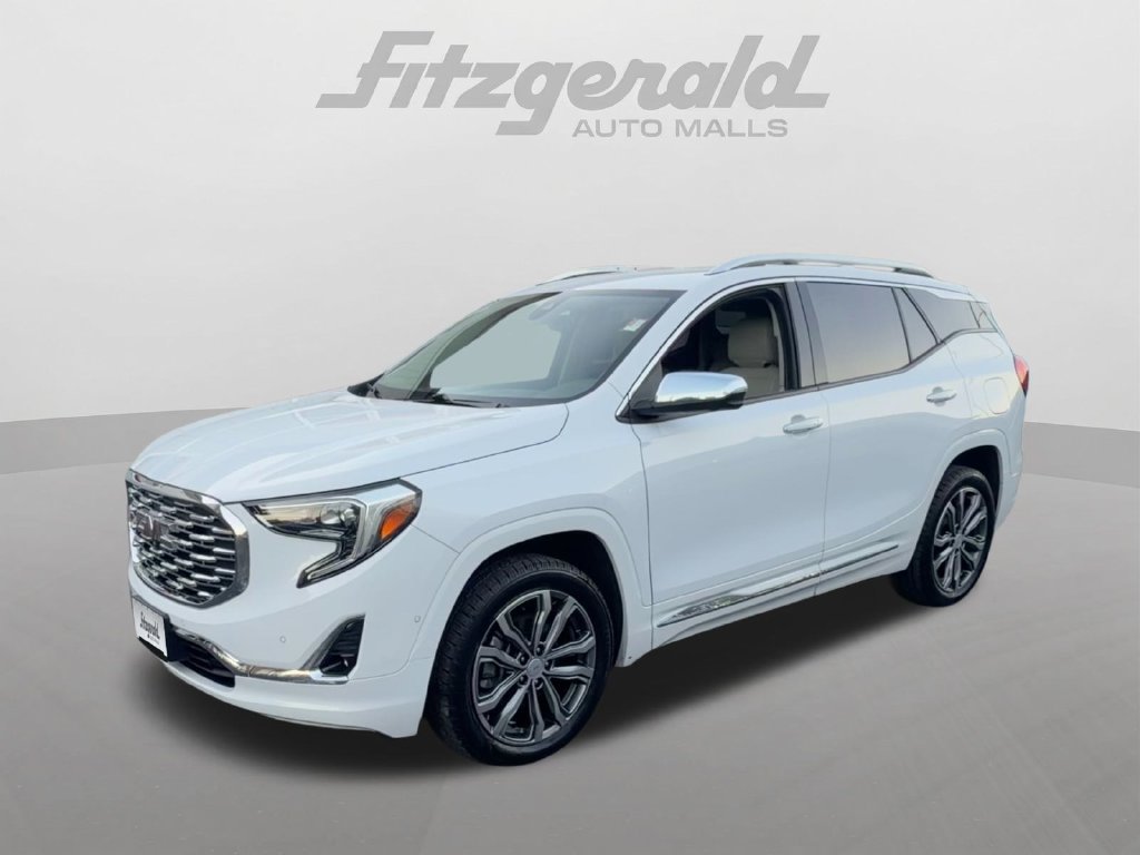 Used 2019 GMC Terrain Denali w/ Advanced Safety Package AWD/4WD image 3