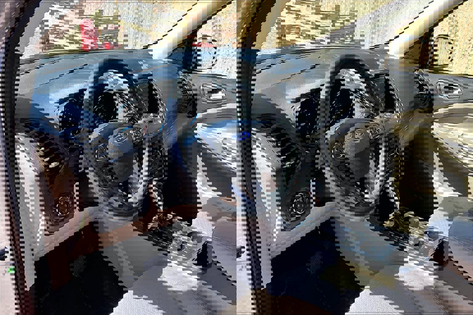 Certified 2019 Ford Escape SE image 18