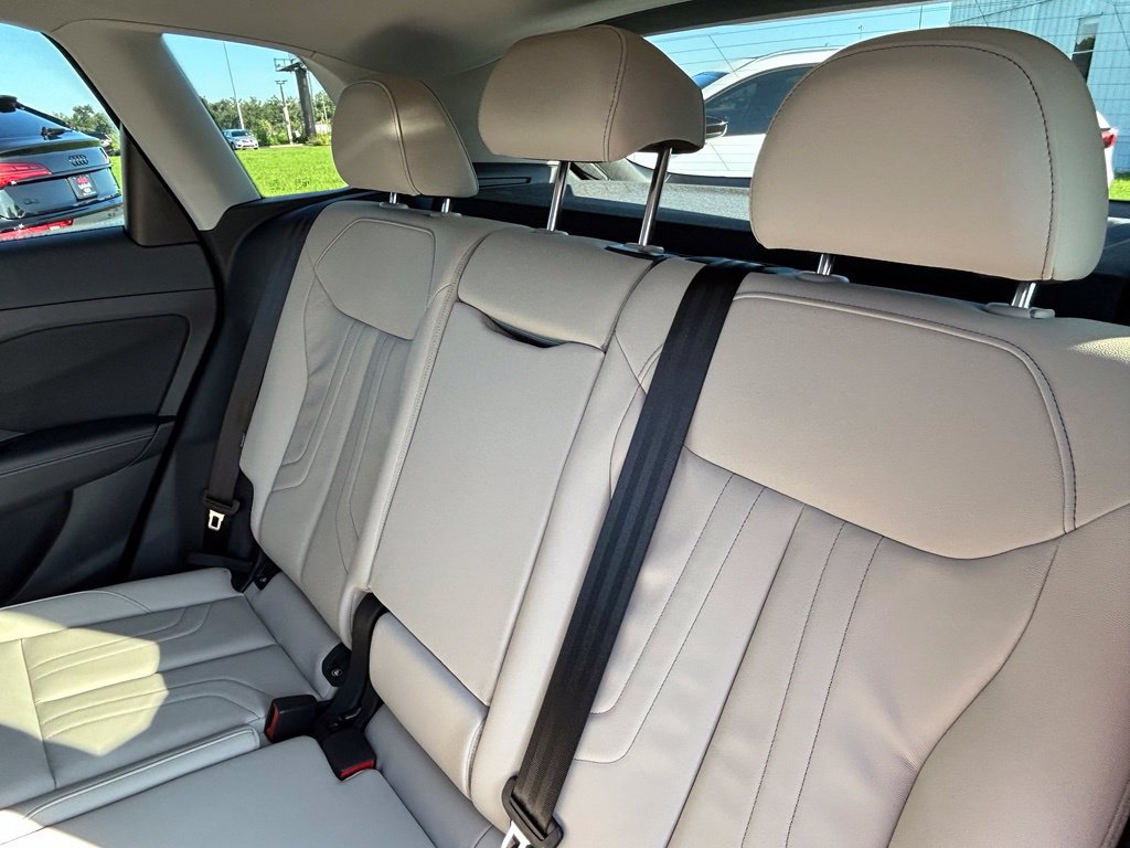 New 2026 Audi Q3 quattro 2.0T AWD/4WD image 51