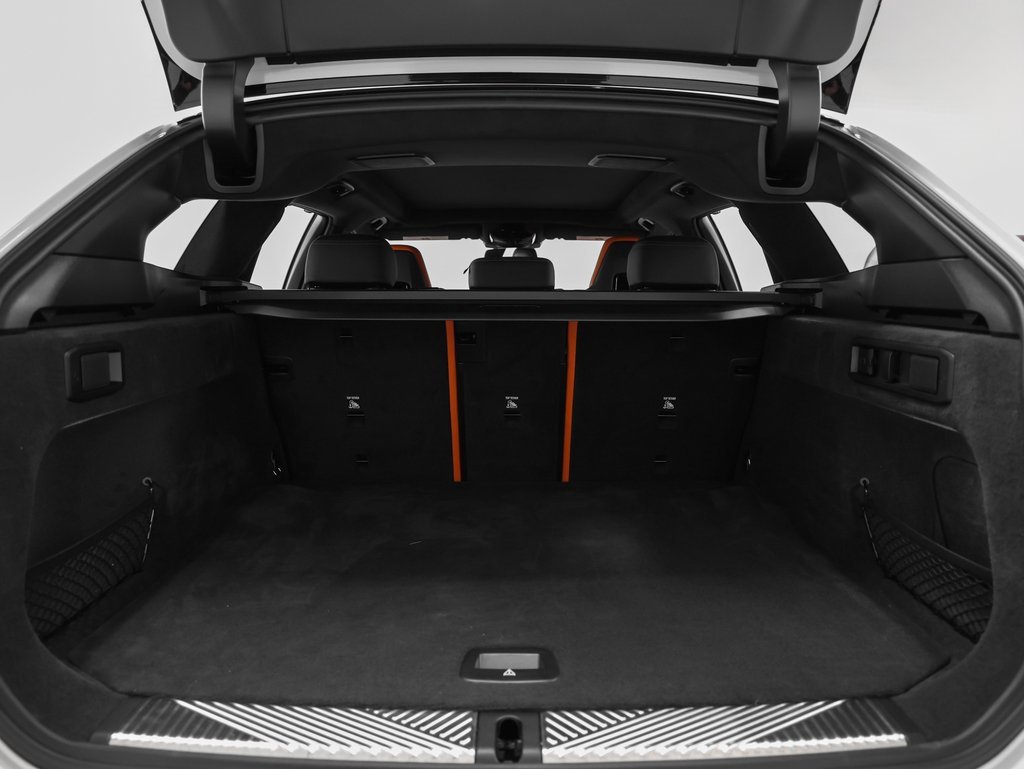 Used 2025 BMW M5 Touring w/ M Driver's Package image 39