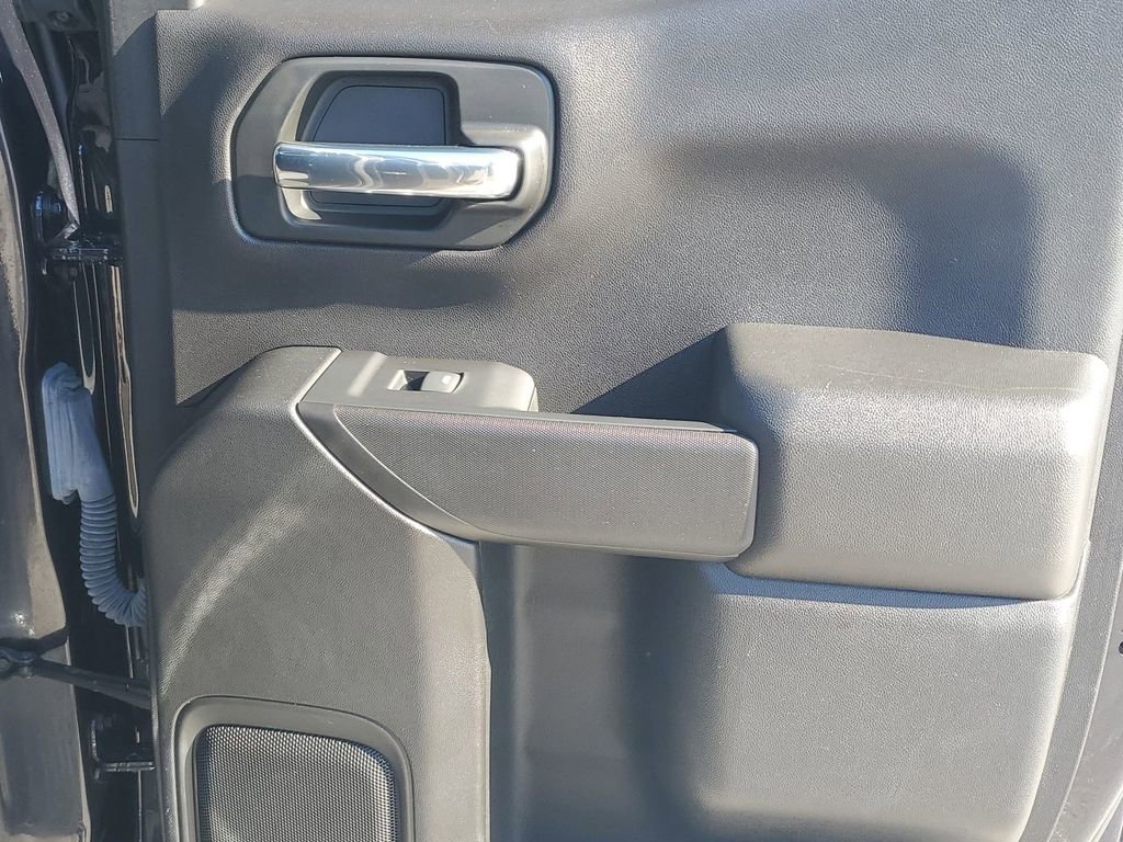 Used 2023 Chevrolet Silverado 1500 Custom image 41