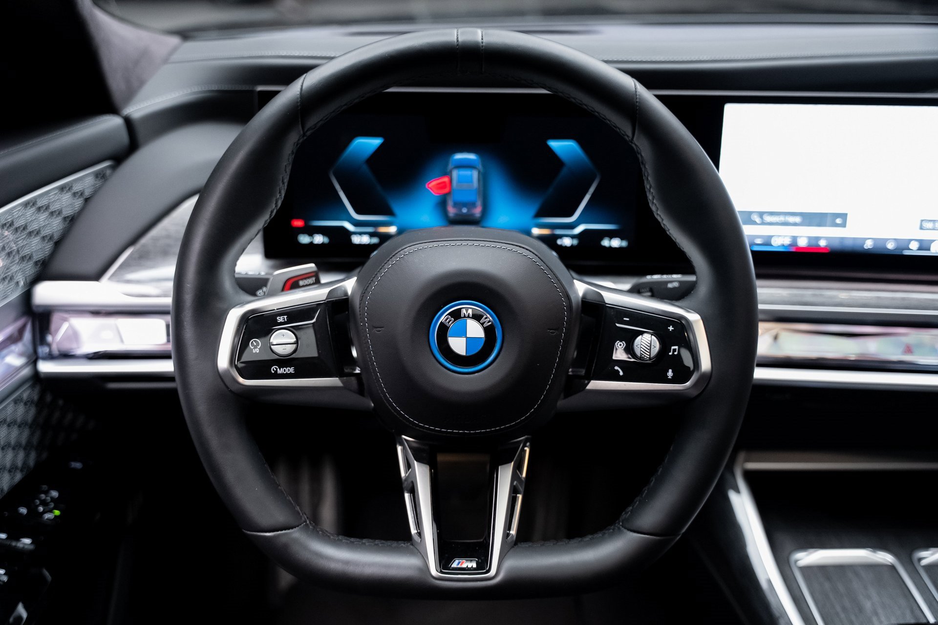 Used 2023 BMW i7 xDrive60 w/ Executive Package 2 image 42