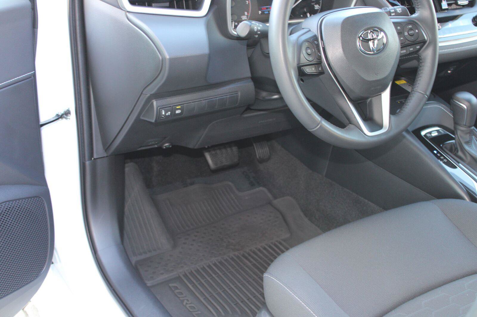 Certified 2024 Toyota Corolla SE w/ SE Package FWD image 46