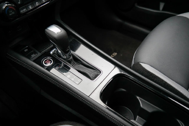 Used 2023 Nissan Kicks SR w/ SR Premium Package FWD image 22