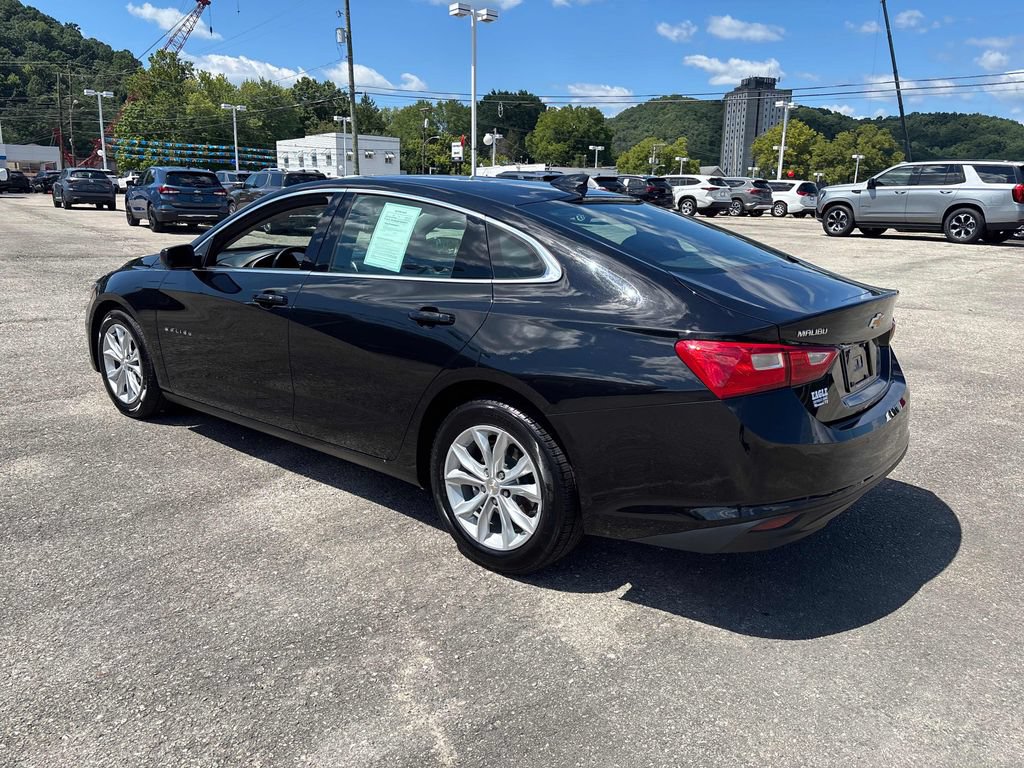 Used 2025 Chevrolet Malibu LT FWD image 3