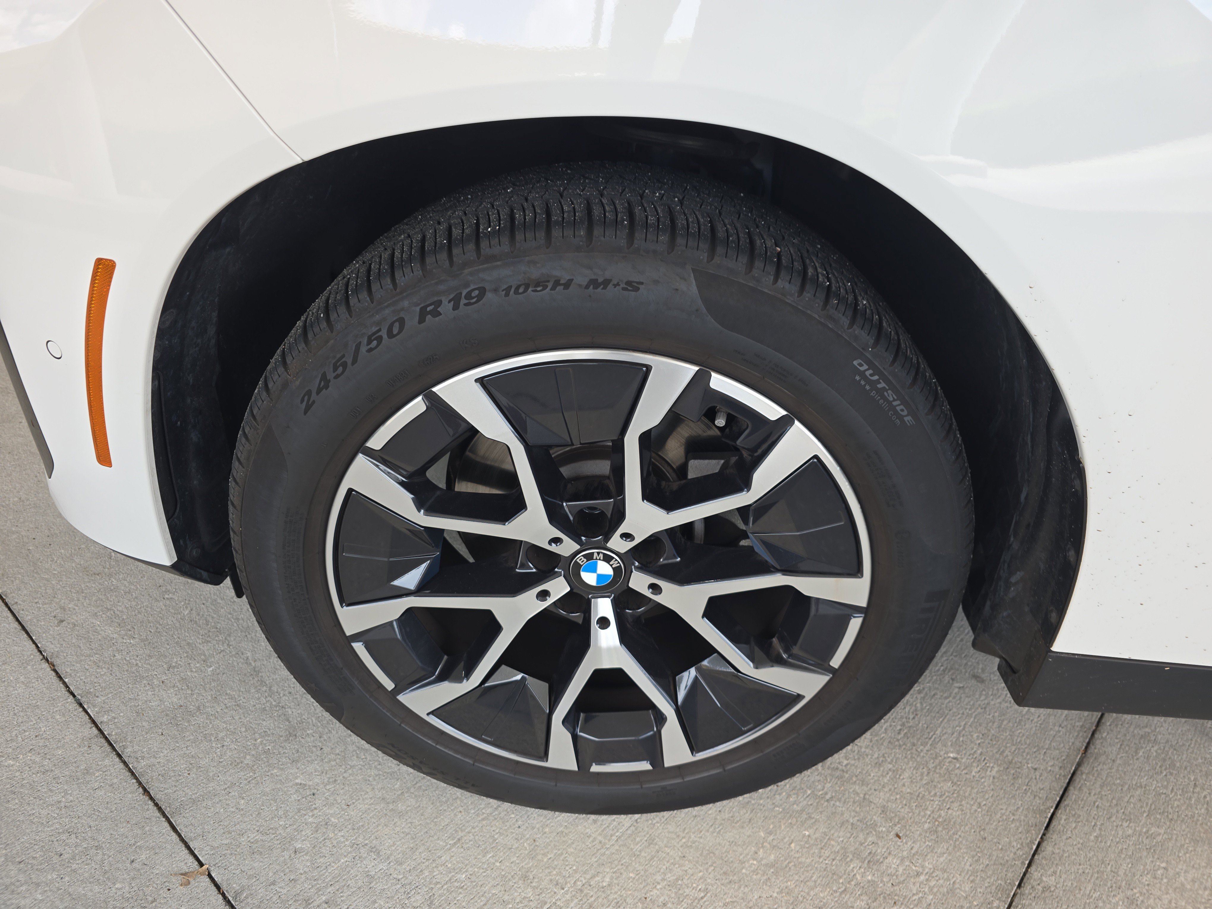 Certified 2026 BMW X3 xDrive30 w/ Premium Package image 4