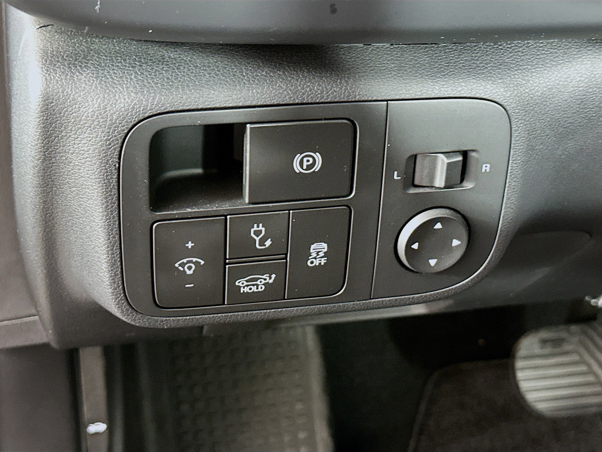Used 2024 Hyundai Ioniq 6 SEL RWD image 17