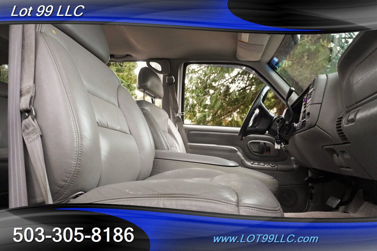 Used 1998 Chevrolet Suburban LT AWD/4WD image 18