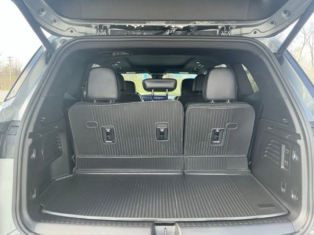 Used 2025 Buick Enclave Avenir w/ Super Cruise Package image 10