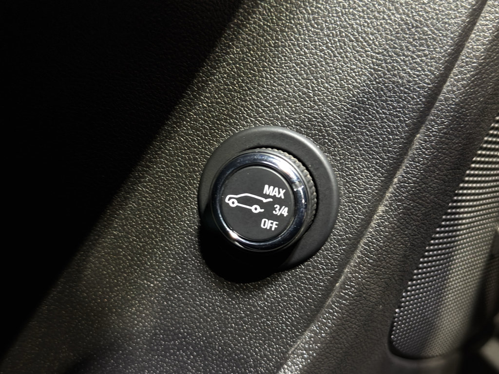 Used 2019 Chevrolet Blazer RS image 38